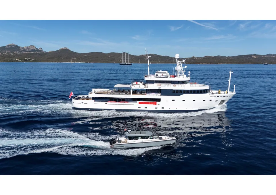 Mondo Marine Explorer