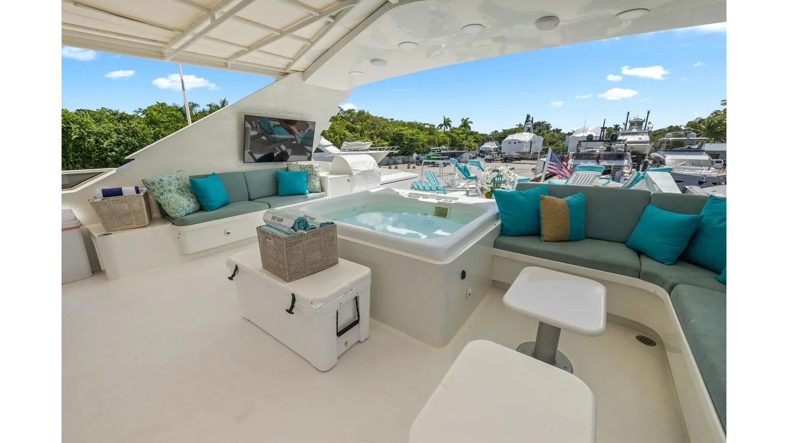 Trinity Raised Pilothouse