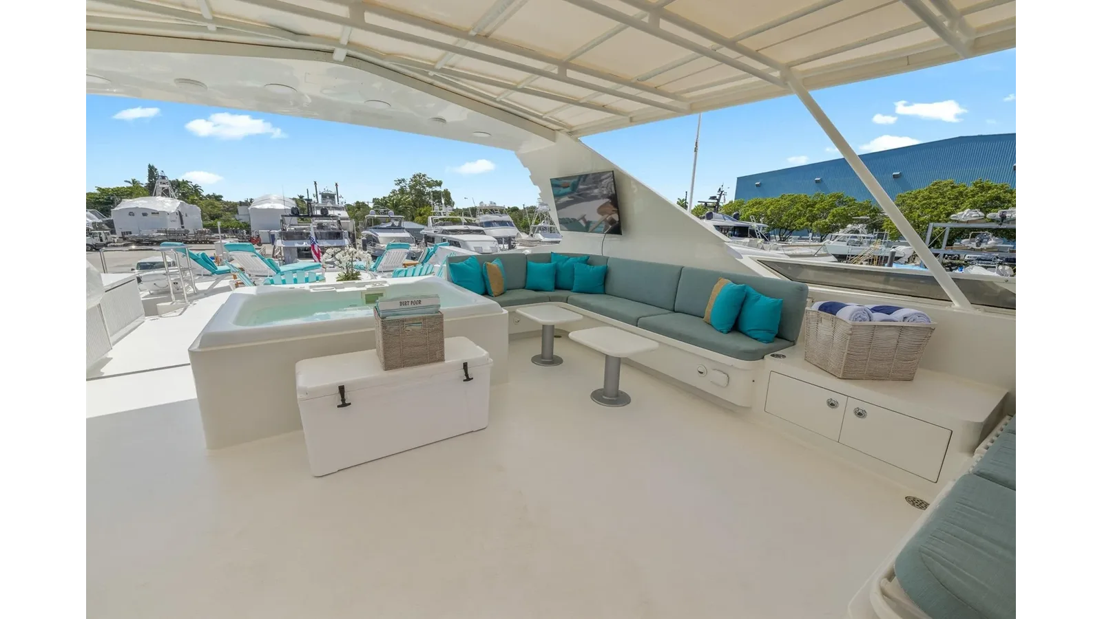 Trinity Raised Pilothouse