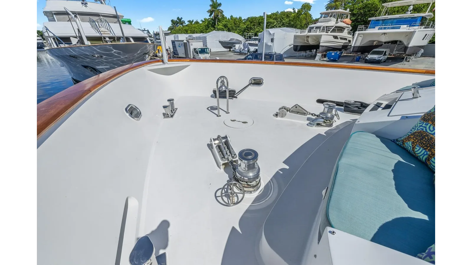 Trinity Raised Pilothouse