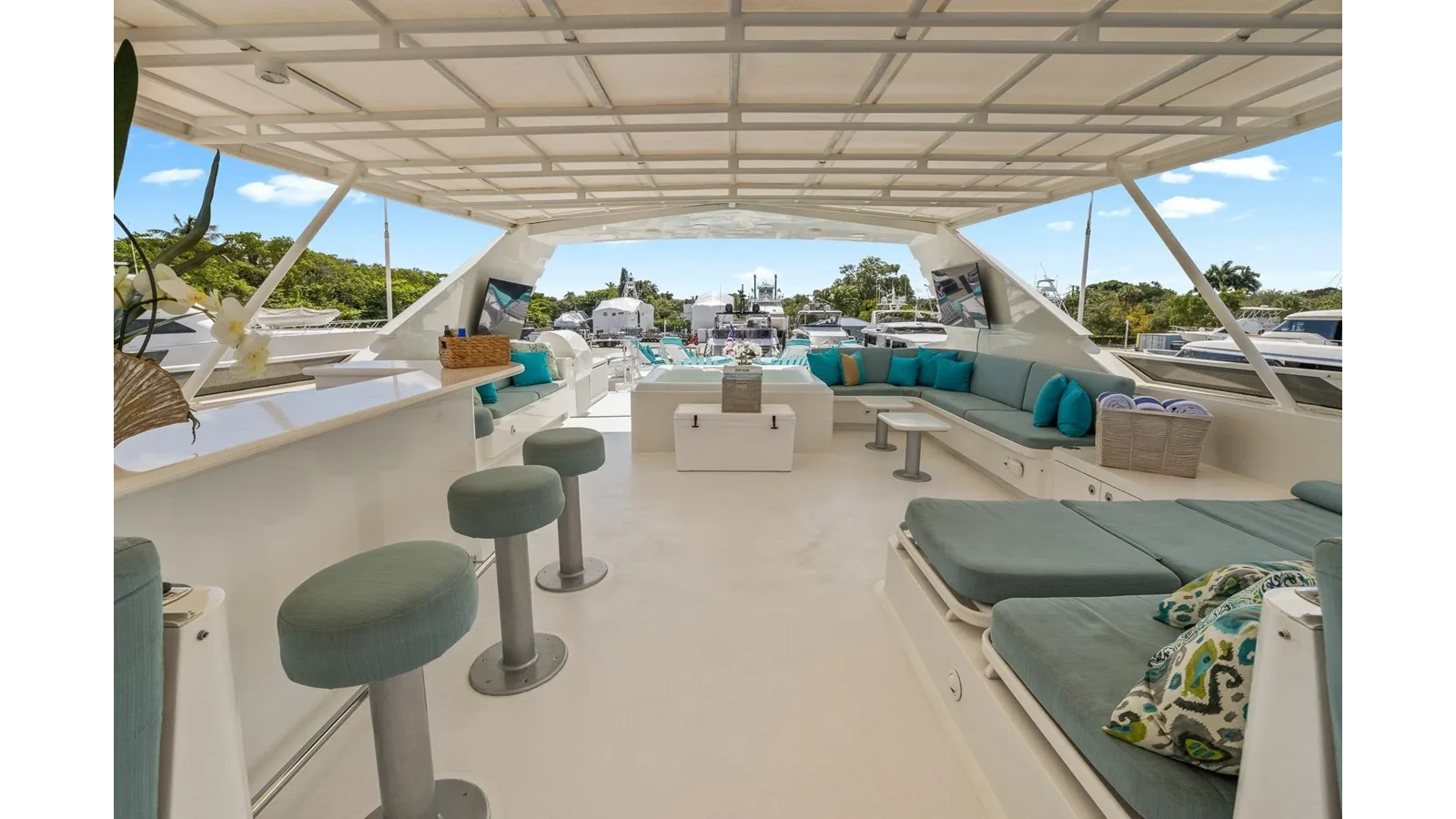 Trinity Raised Pilothouse