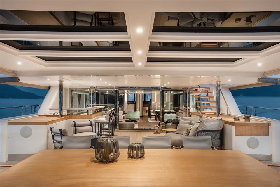 Mengi Yay Sailing Yacht