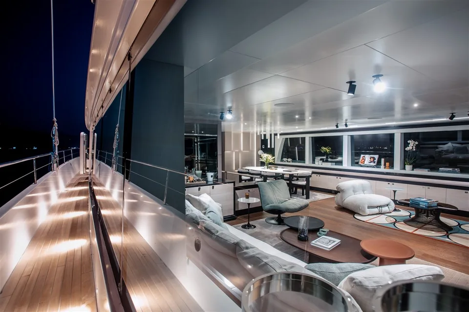 Mengi Yay Sailing Yacht