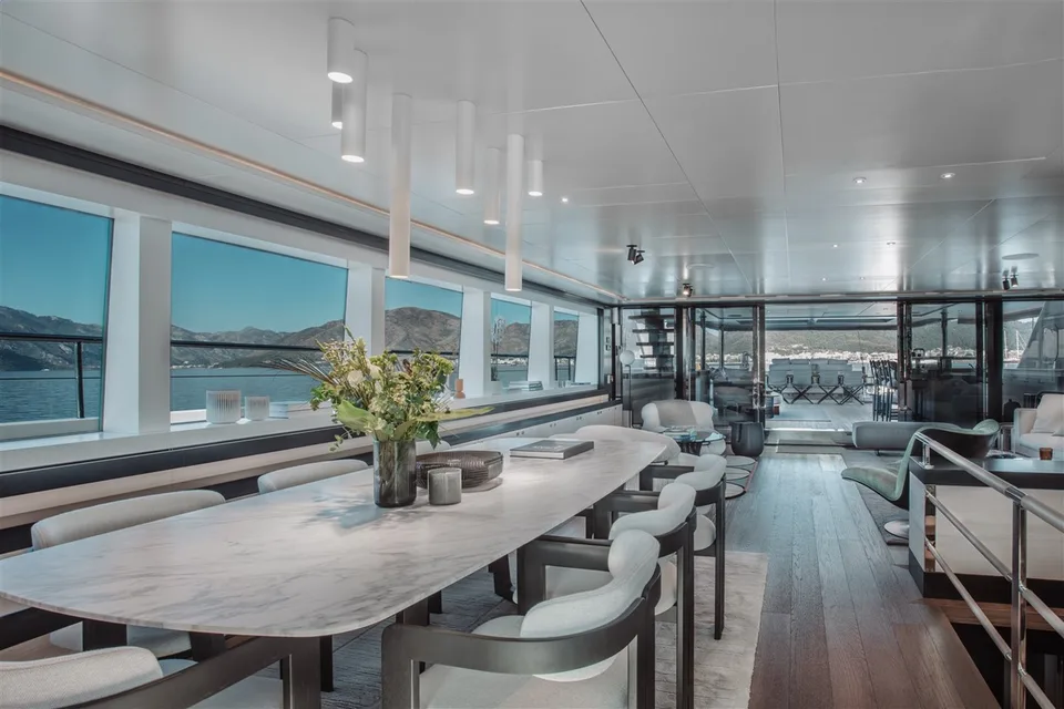 Mengi Yay Sailing Yacht