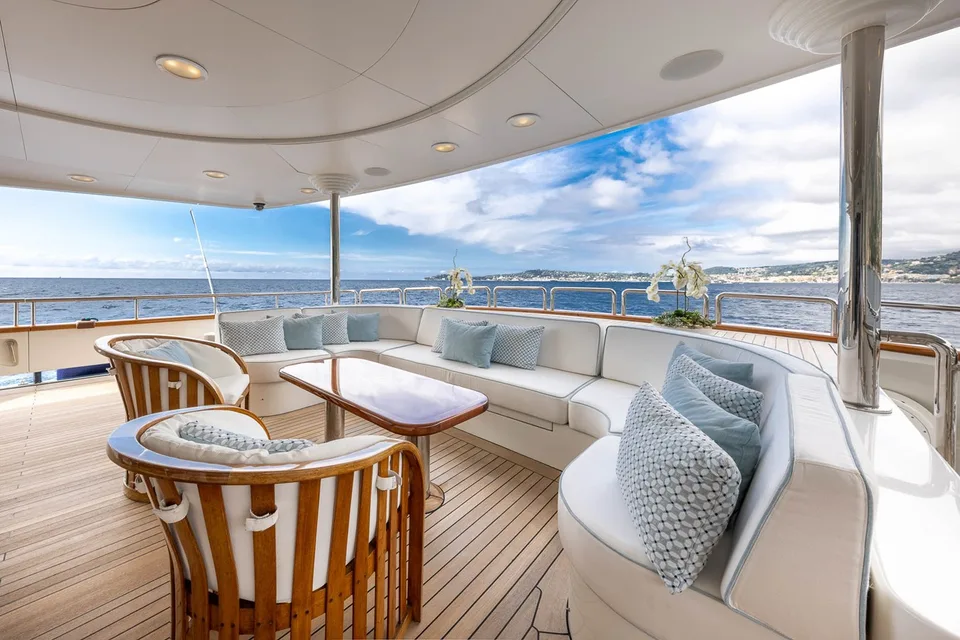 Benetti Golden bay series