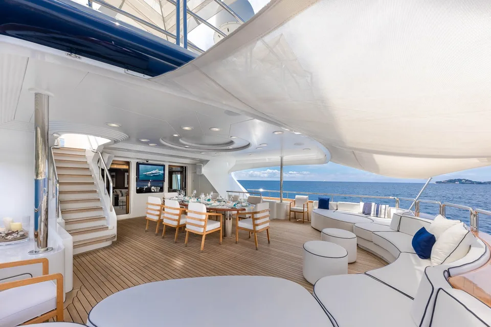 Benetti Golden bay series
