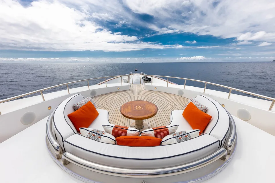 Benetti Golden bay series