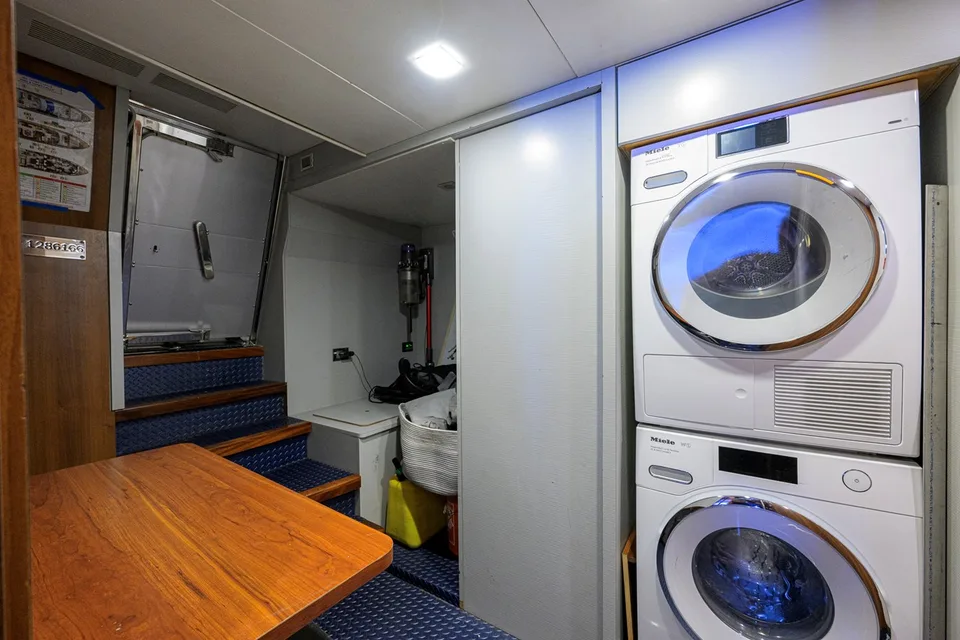 Azimut Flybridge