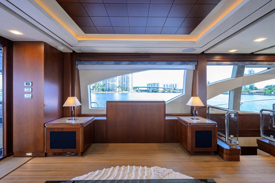 Azimut Flybridge