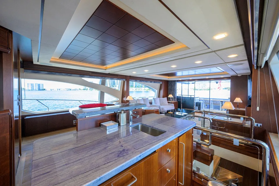 Azimut Flybridge