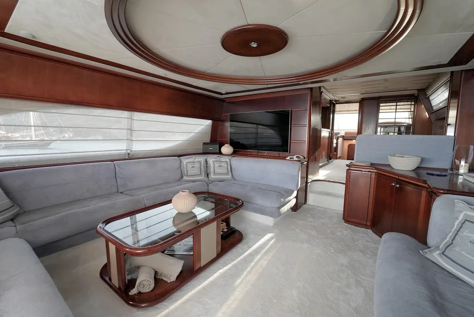 Ferretti Yachts 80