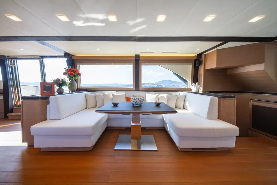 Monte Carlo MCY 86