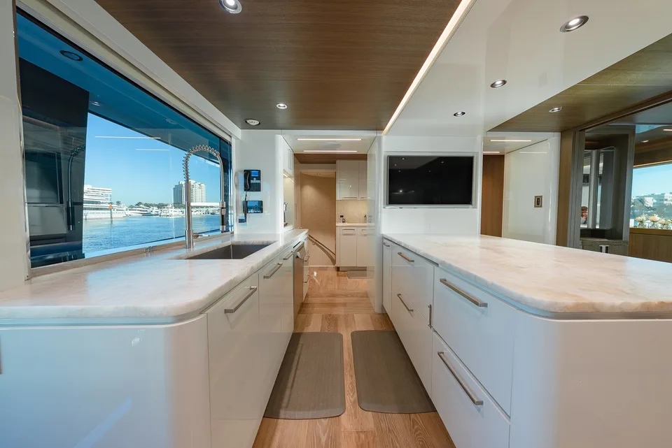 Westport Raised Pilothouse