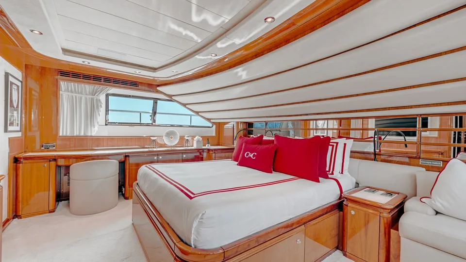 Ferretti Custom Line Custom Line 112