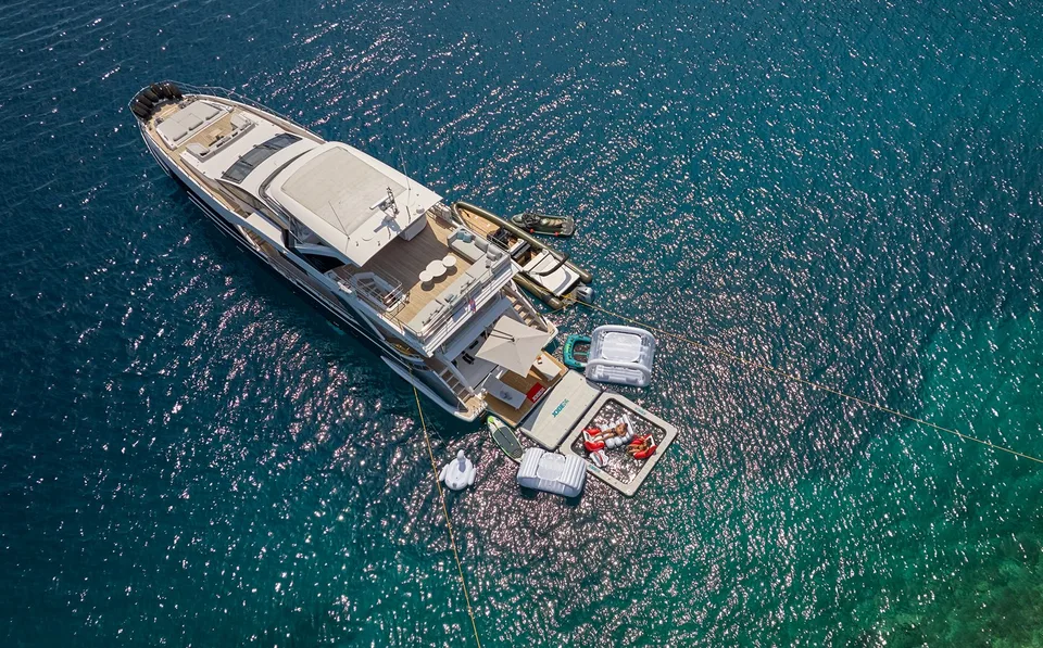 Azimut Azimut Grande 27M