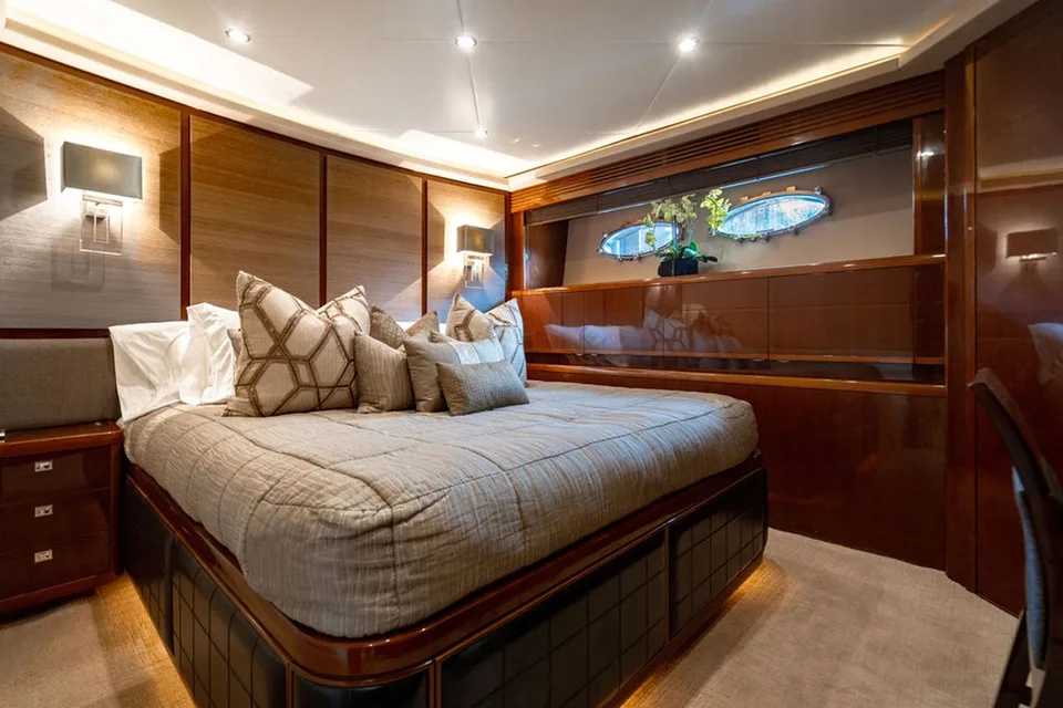 Princess 95 Motor Yacht