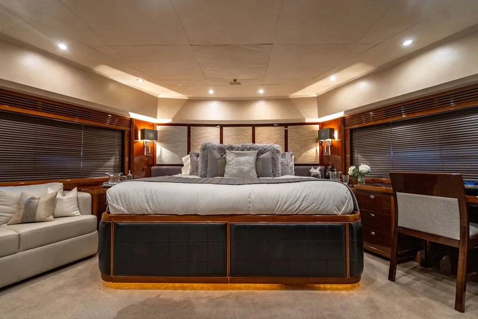 Princess 95 Motor Yacht