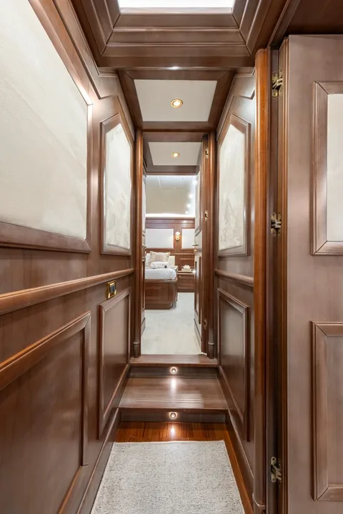 Custom Line NAVETTA 30
