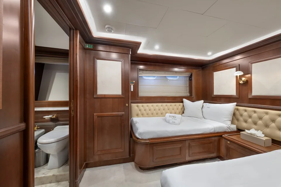 Custom Line NAVETTA 30