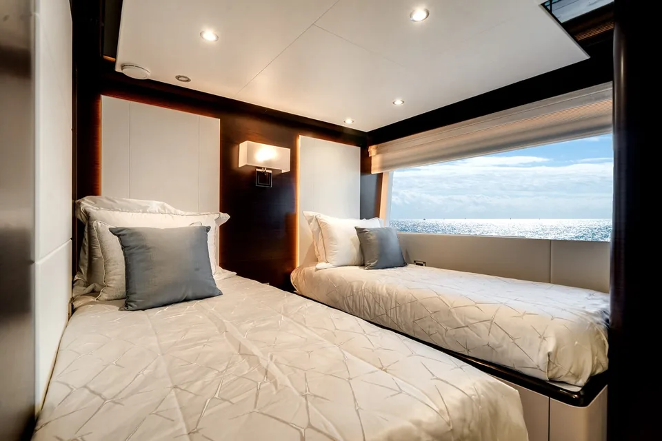 Ocean Alexander 37L