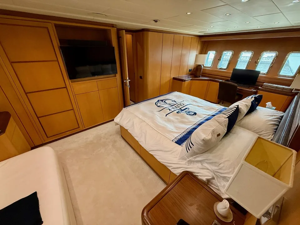 Mangusta 92