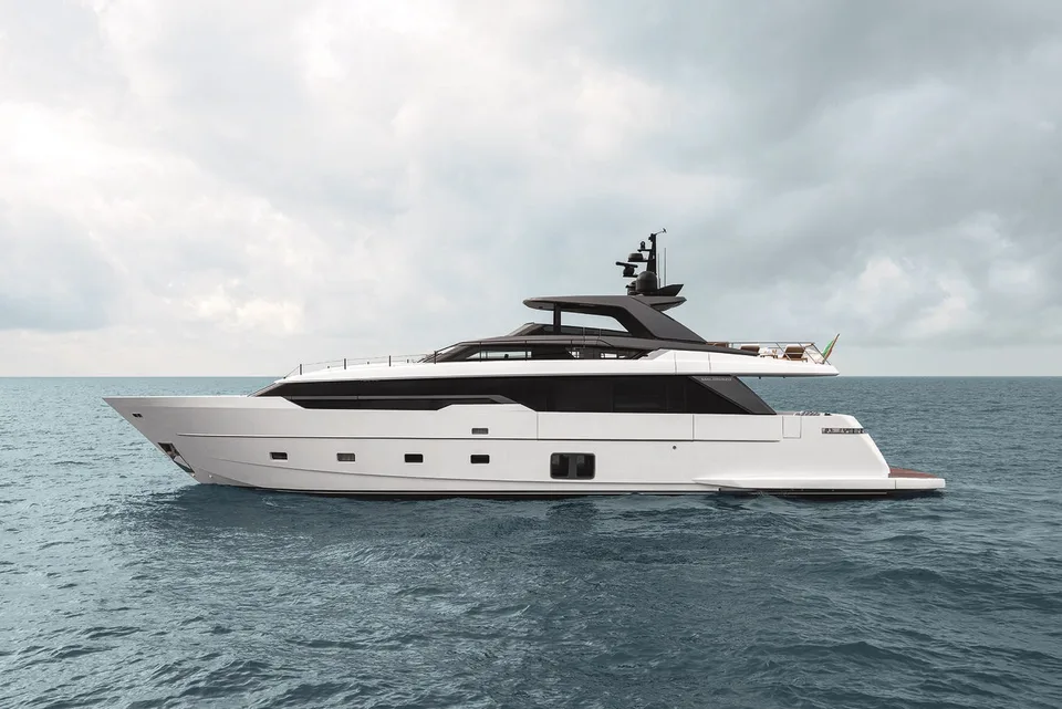 Sanlorenzo SL96 Asymmetric