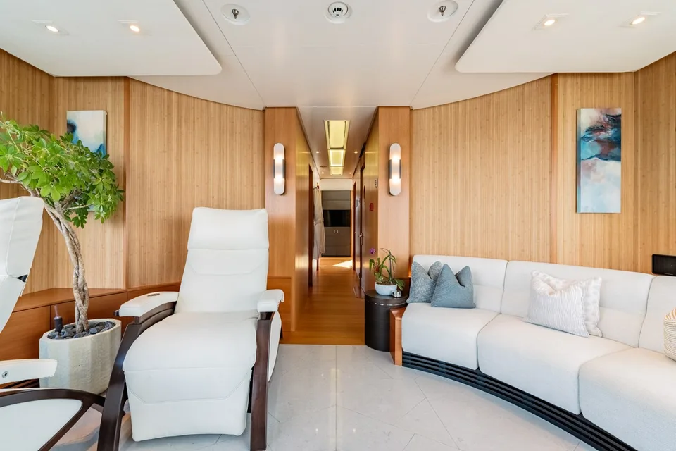 Heesen CUSTOM