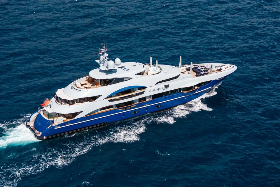 Heesen CUSTOM