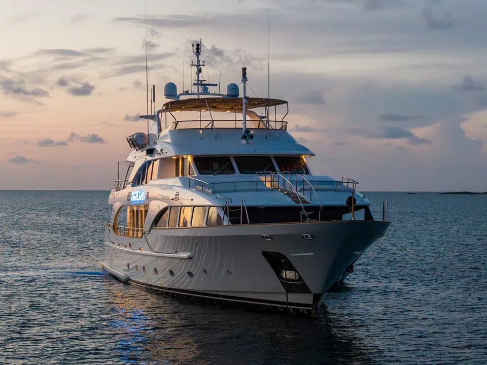Benetti CLASSIC