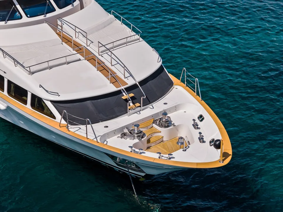 Benetti CLASSIC