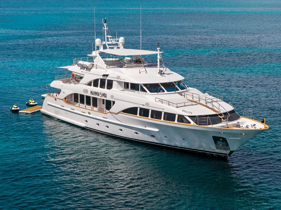 Benetti CLASSIC
