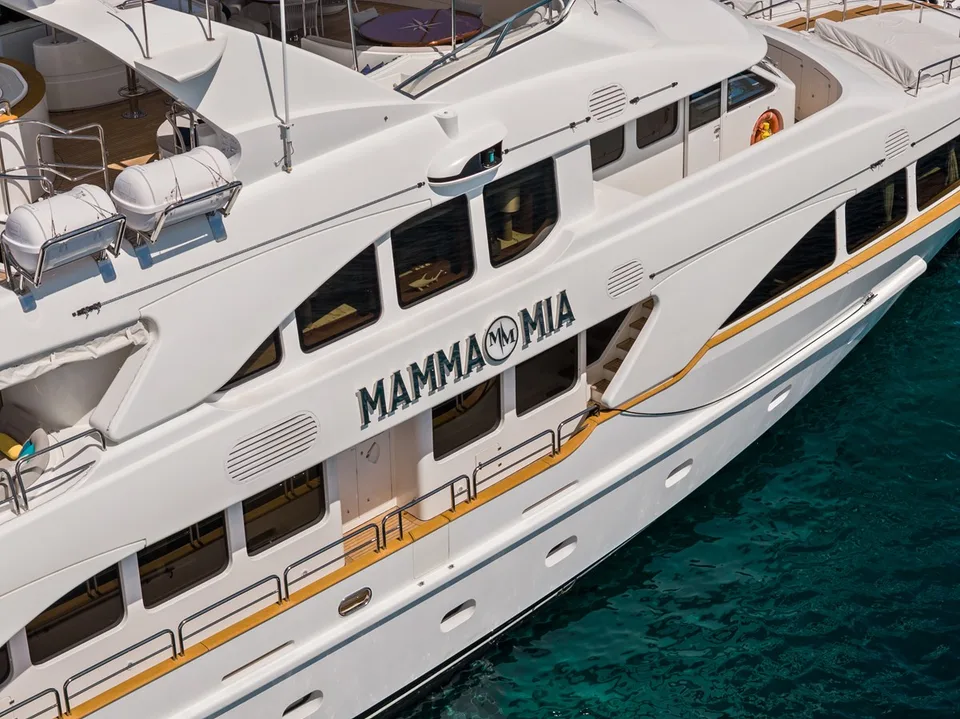 Benetti CLASSIC