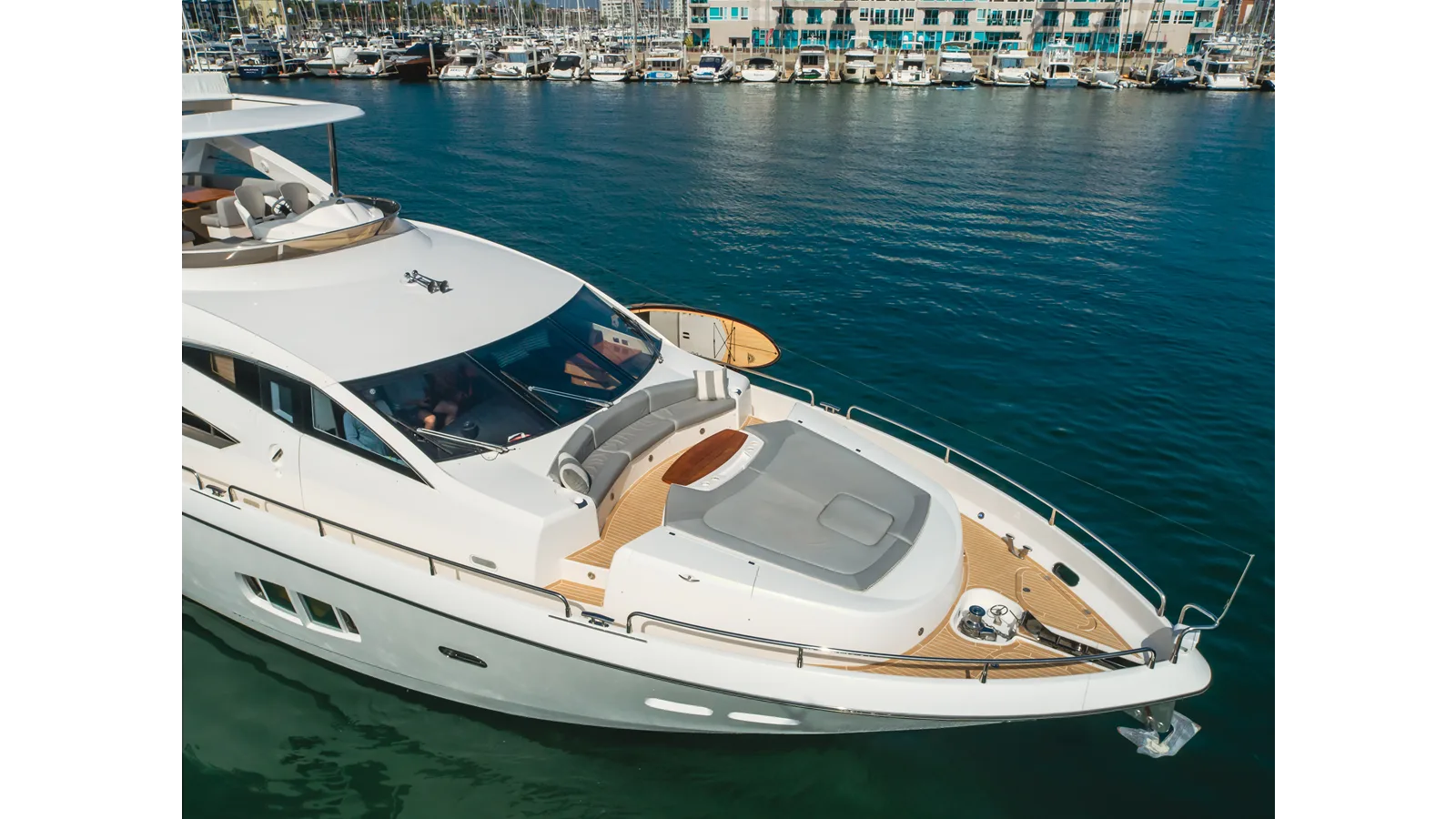 Sunseeker 88 Yacht