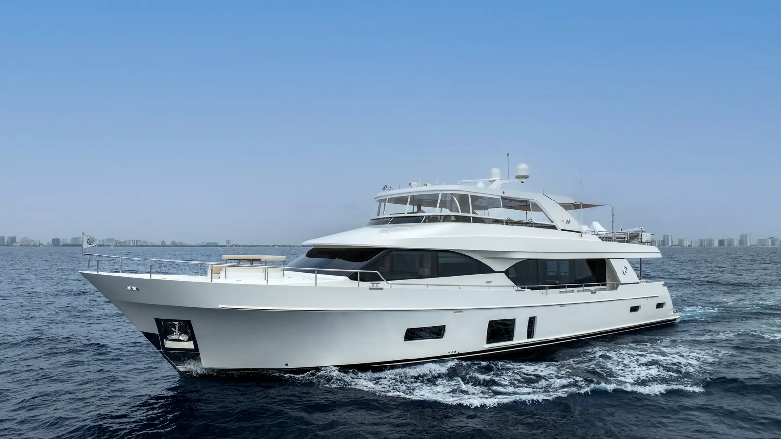 Ocean Alexander 100 MY