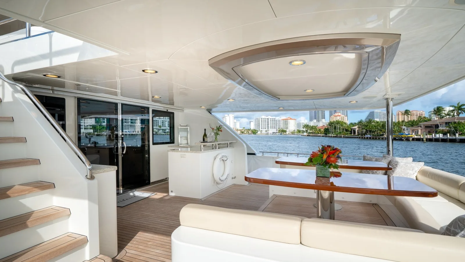 Ocean Alexander 100 MY