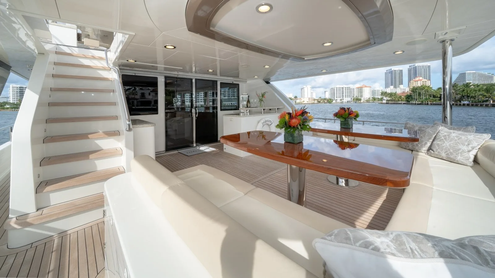 Ocean Alexander 100 MY