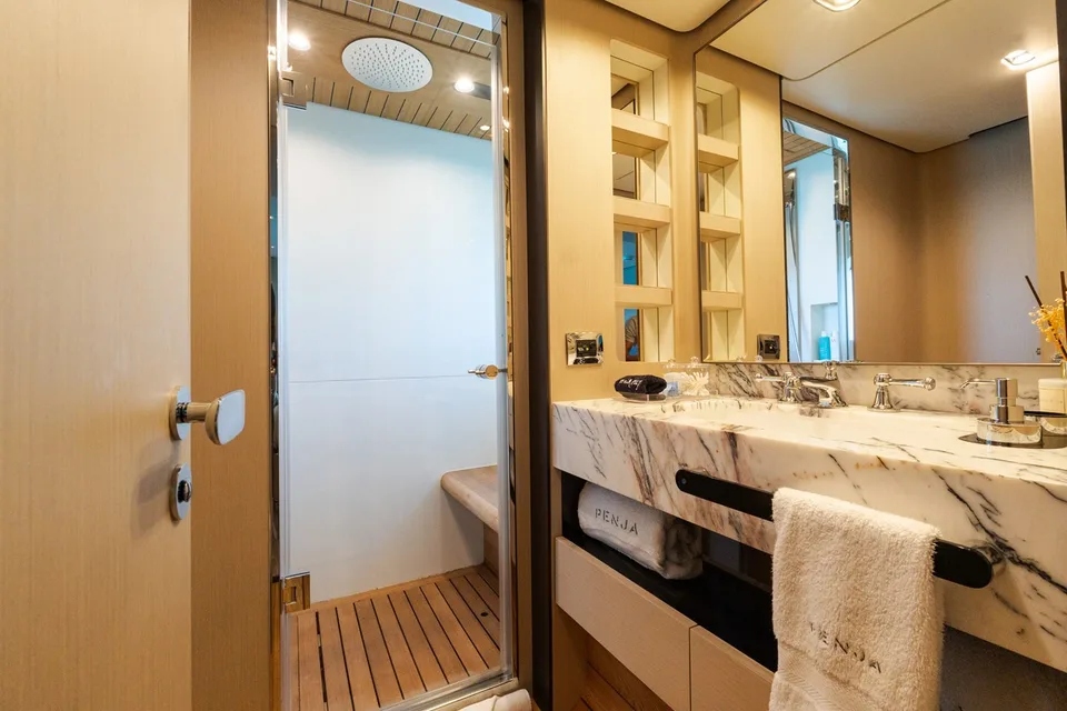 Azimut GRANDE 32 METRI