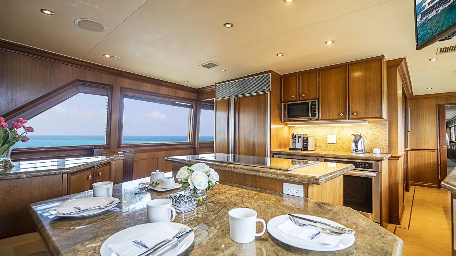 Broward Raised Pilothouse