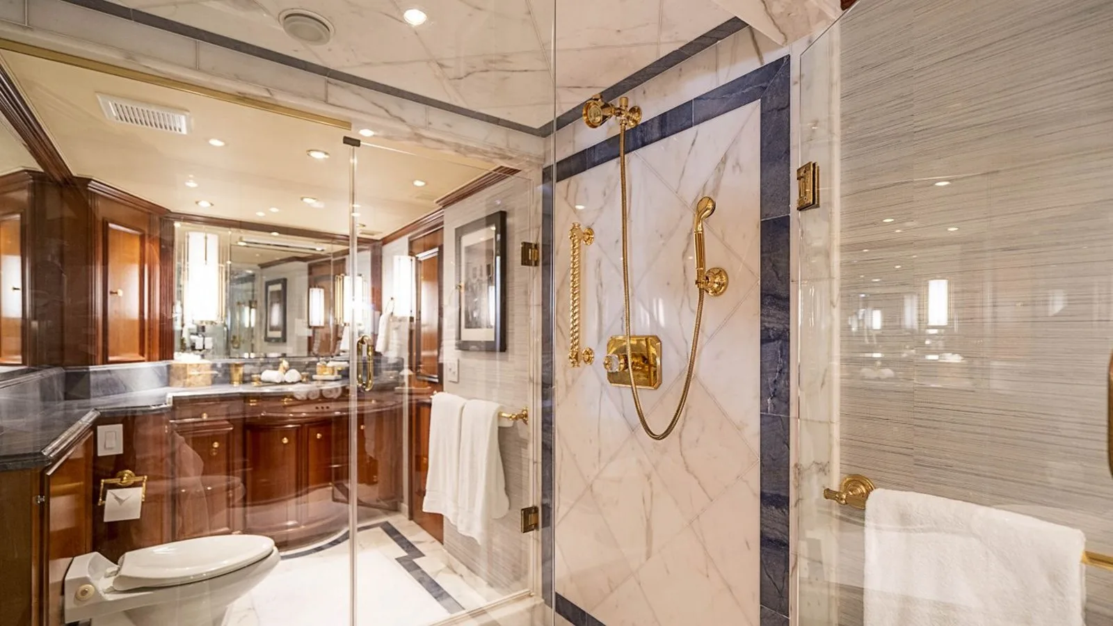 Broward Raised Pilothouse