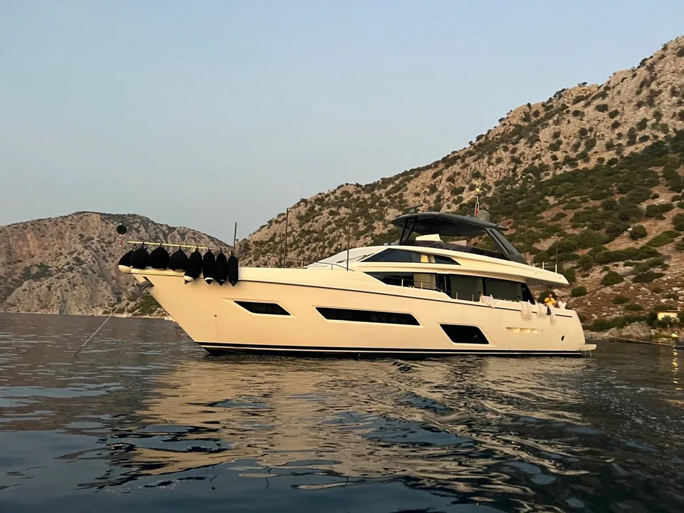 Ferretti Yachts Ferretti 780