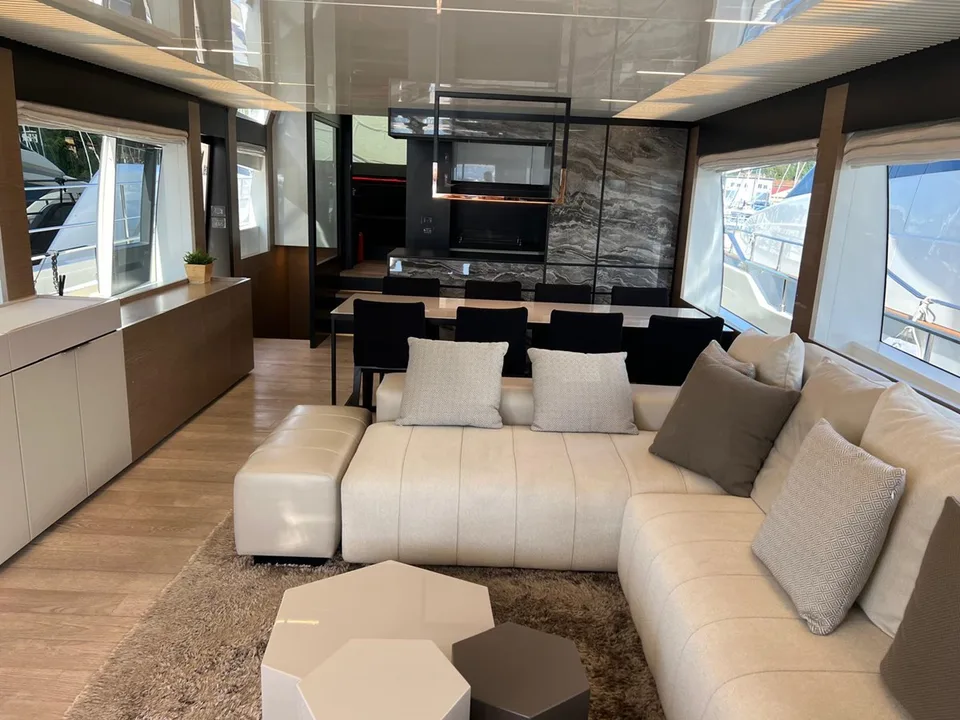 Ferretti Yachts Ferretti 780