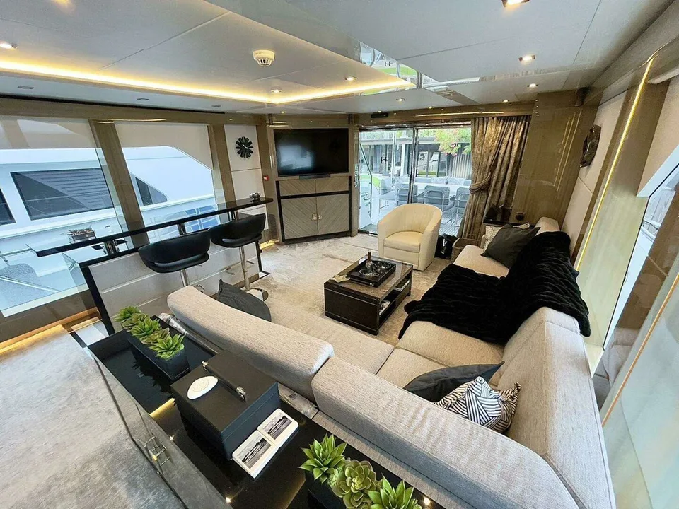 Hargrave SKylounge