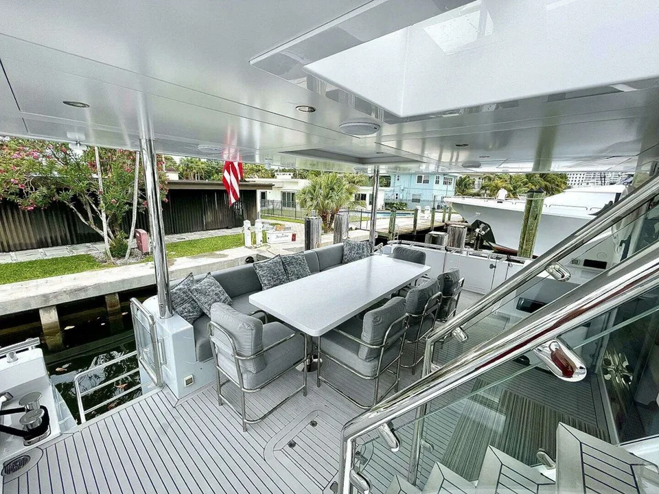 Hargrave SKylounge