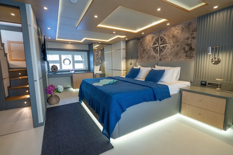 Custom 27m TRAWLER