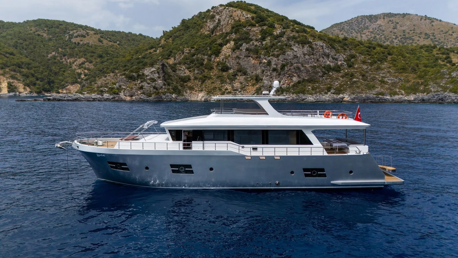 Custom 27m TRAWLER