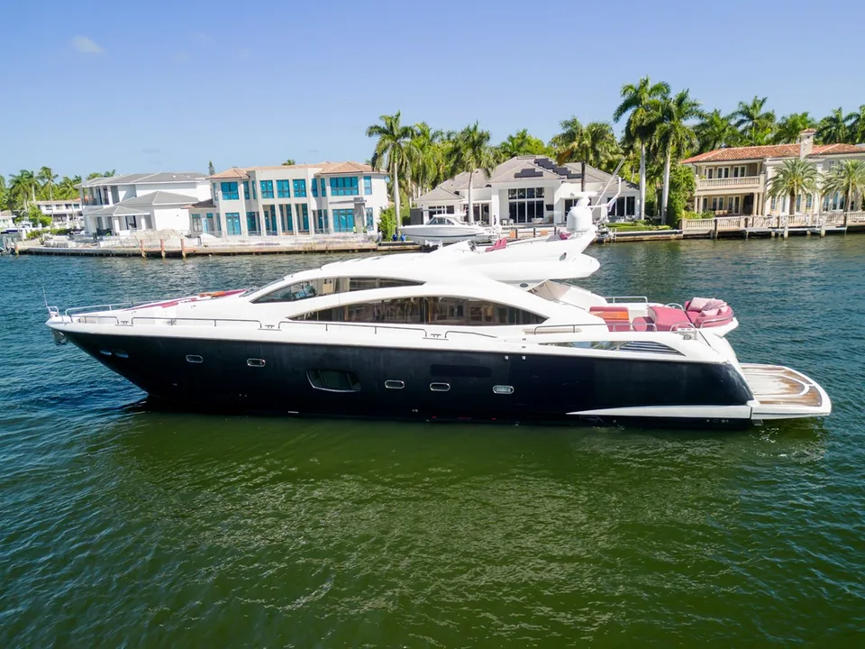 Sunseeker Predator 84