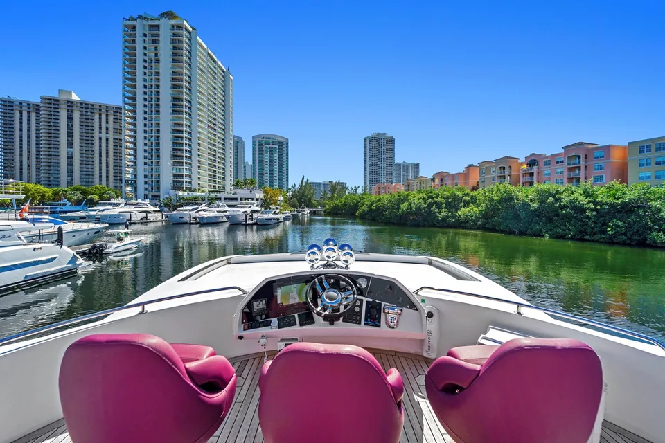 Sunseeker Predator 84