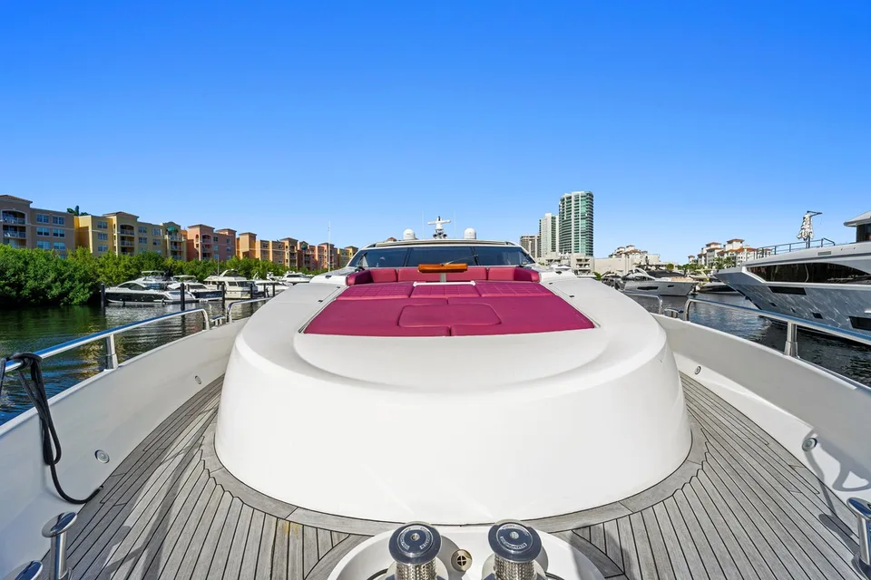 Sunseeker Predator 84