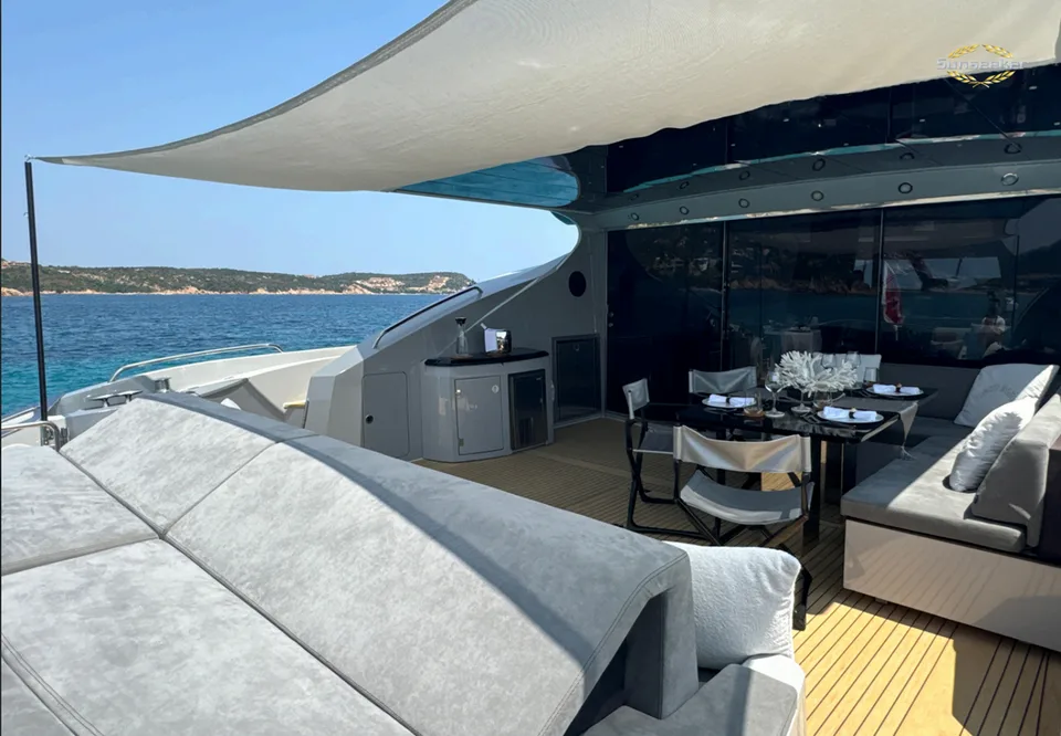 Sunseeker Predator 82