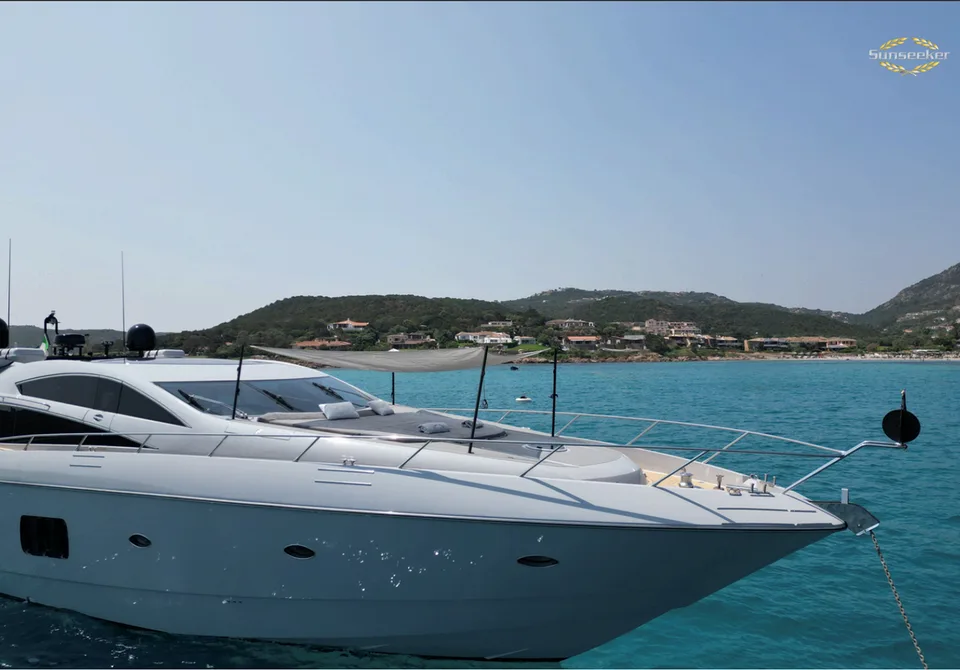 Sunseeker Predator 82